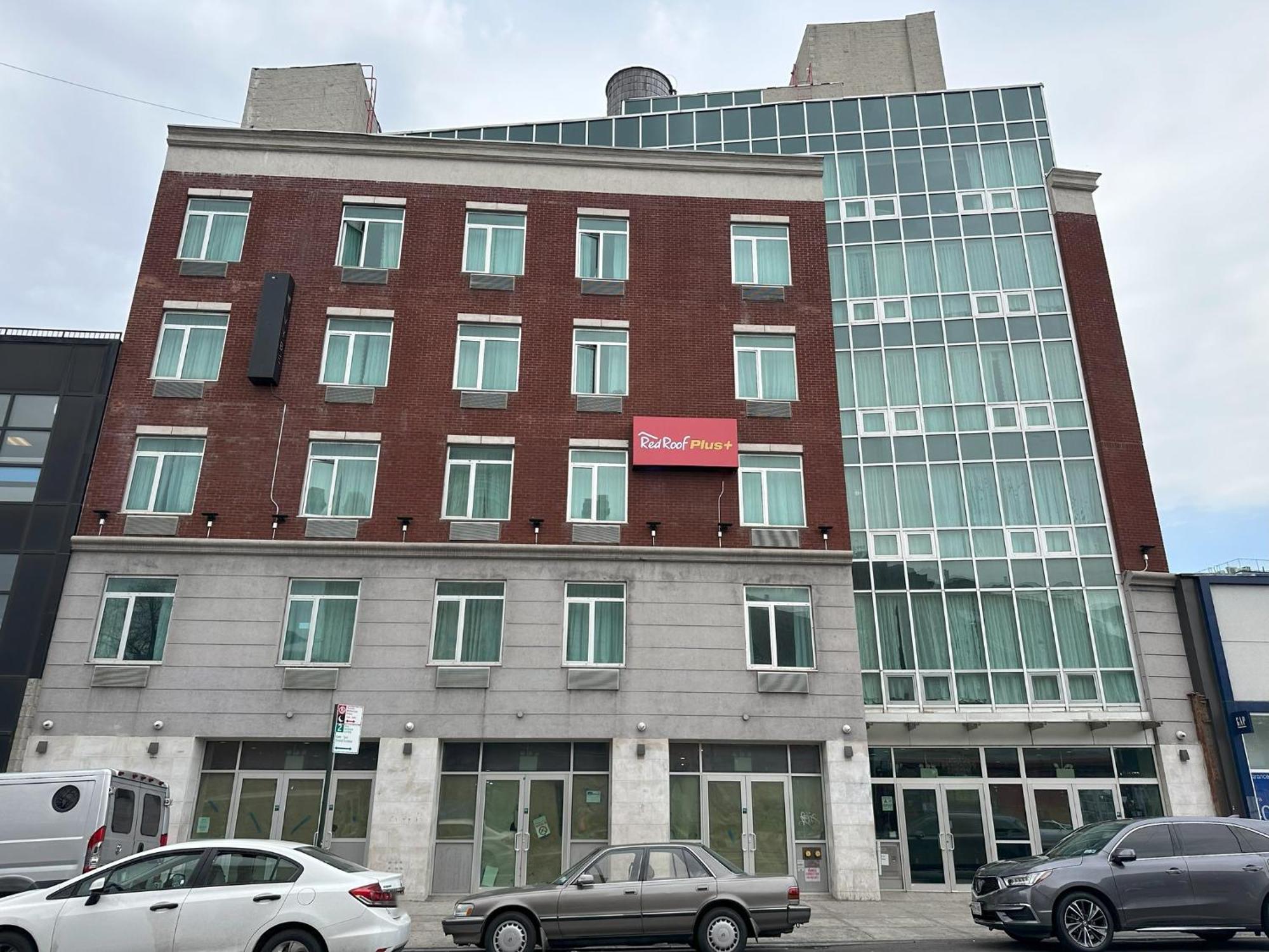 ניו יורק Red Roof Plus Brooklyn - Flatbush Ave מראה חיצוני תמונה